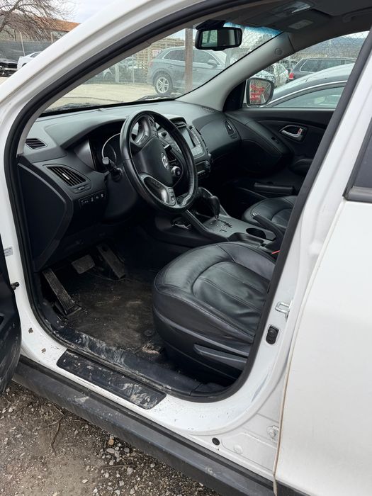 На части 2014 HYUNDAI IX35 2.0 CRDI Dh4A автомат джанти 18”