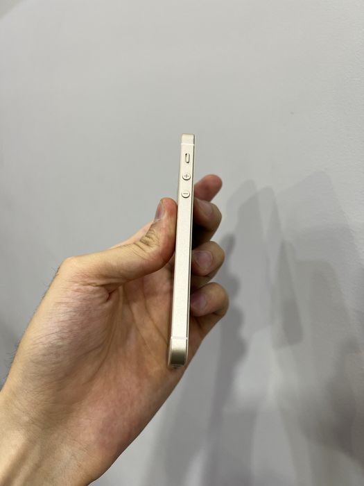 iPhone SE 1-поколение