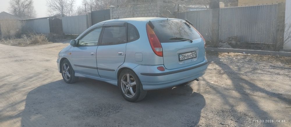 Продам Ниссан тино 1,8 млн