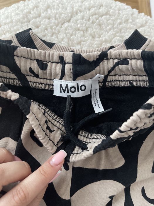 Комплект от две части Molo