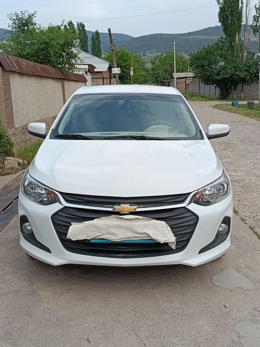 Chevrolet onix 1 позиция