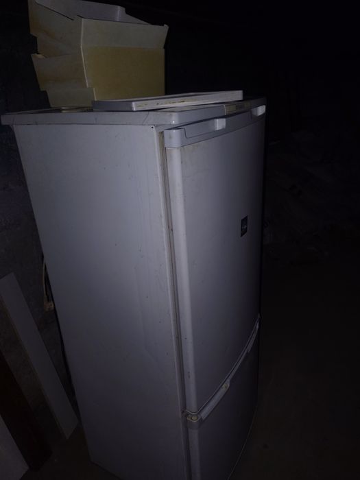 Продам холодильник бу