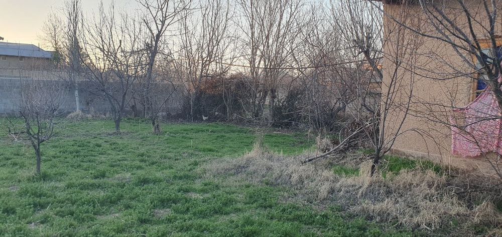 8sotixli yer uchastka sotiladi