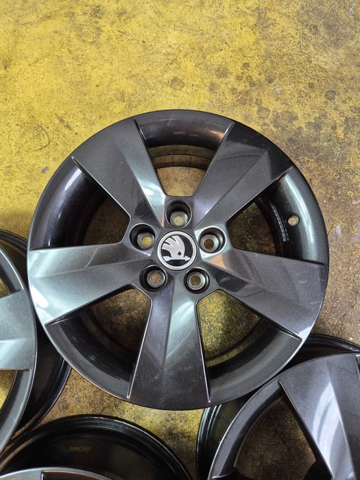 Jante Aliaj 5x100 15'' - OEM Skoda Fabia Skoda Rapid Skoda Scala / VW POLO / Seat Ibiza / AUDI A1 CA UNELE NOI 2024