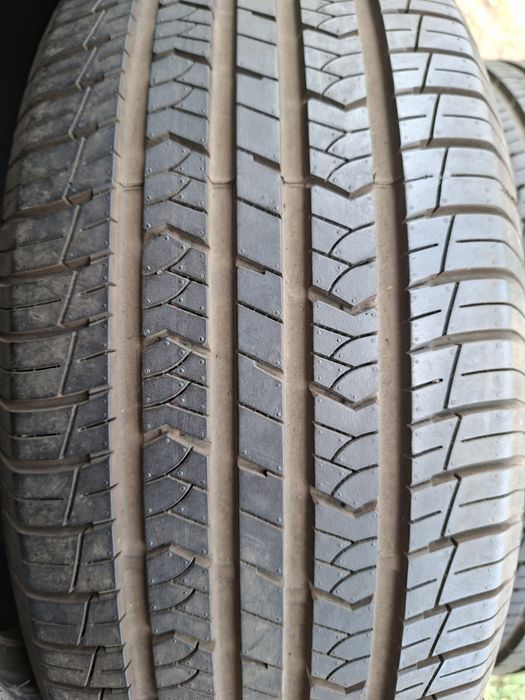 Продам шины 235/55/18 китай