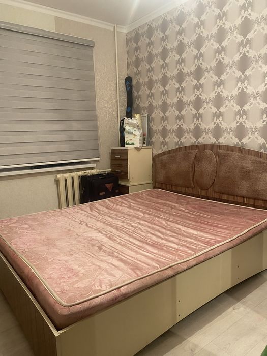 Спальный төсек срочна сатылады