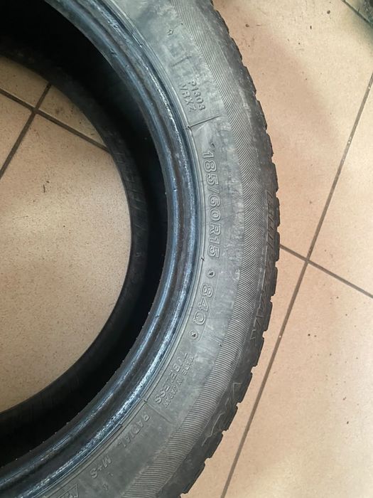 Продам б/у шины зимние