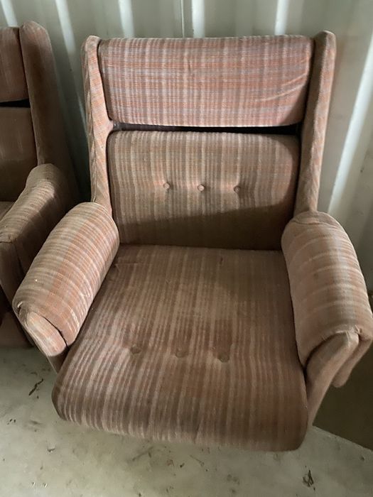 Кресло, 2 штуки продам