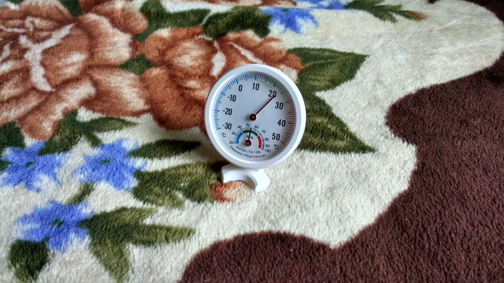 Термометр-гигрометр Anymetre TH108