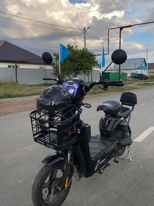 Электро скутер (велосипед) Evestar 8