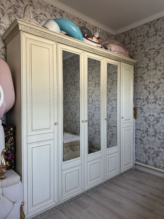 Спальный гарнитур