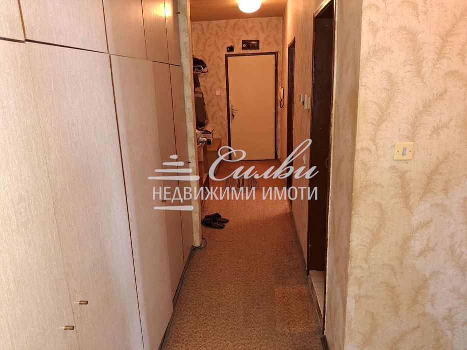 Продава се Тристаен апартамент в Търговище, Запад 2 - 77 кв.м за 517 €/кв.м - Снимка #9