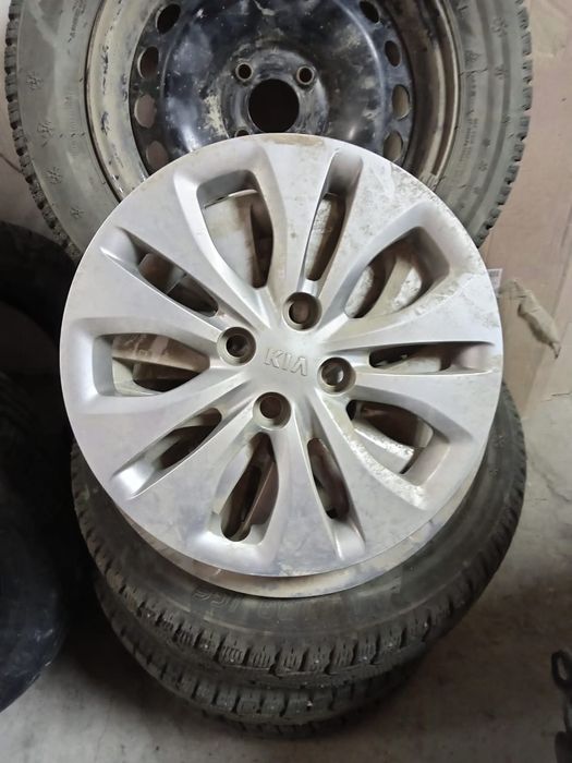 Продам колеса зимние