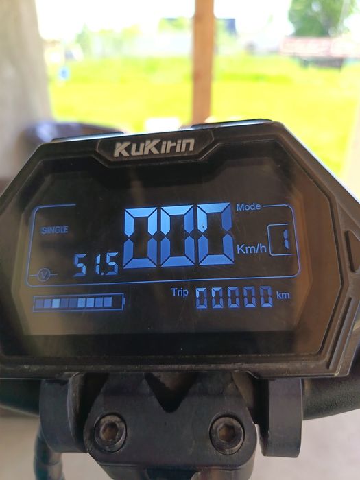 vând trotineta G2 MAX