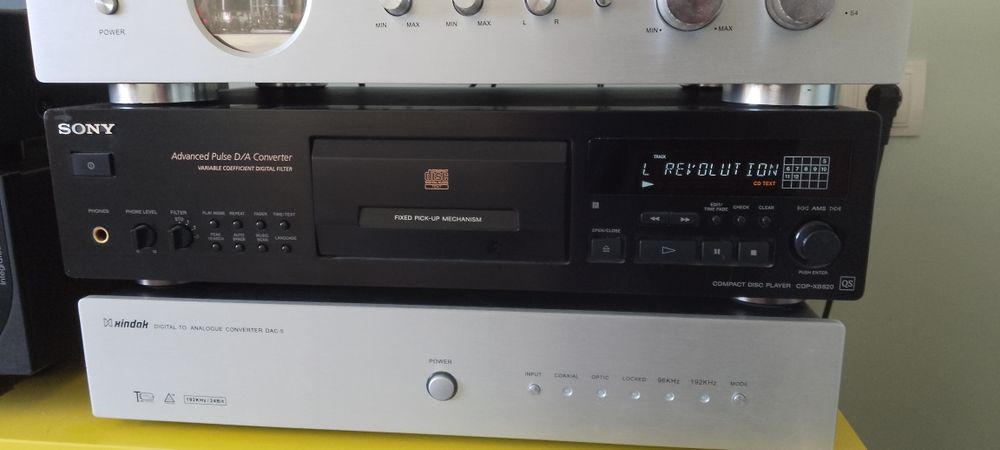 Sony CDP-XB 820 qs