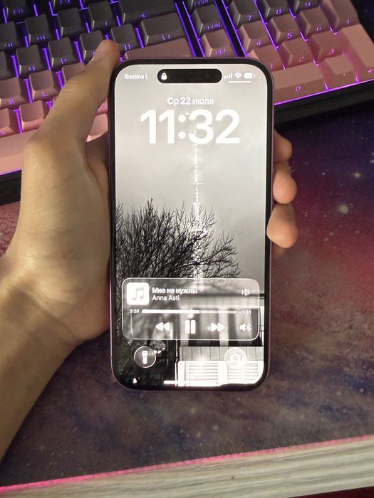 Iphone 16 pink