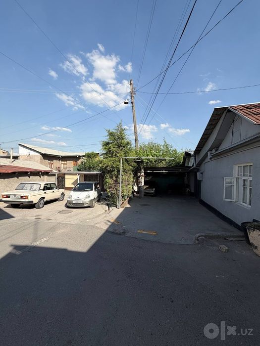 Продаётся земельный участок на Циолковский 3,5-сотки, выход на 2 улицы