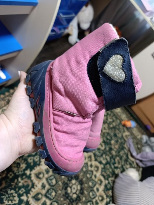 Отдам пакет вещей на девочку. 4-5 лет