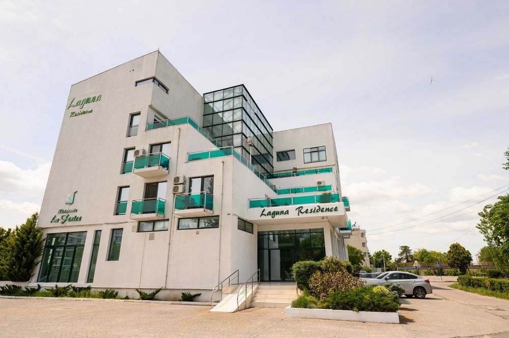 Camere Hotel la mare Laguna Mamaia cu parcare