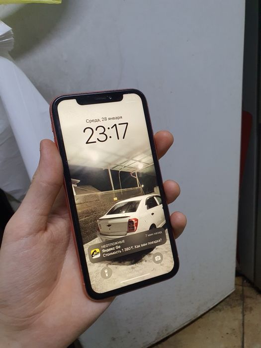iphone xr 64gb  идеолно сост