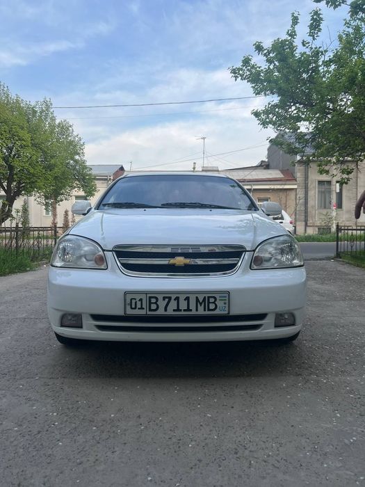 Продам Lacetti 1.8