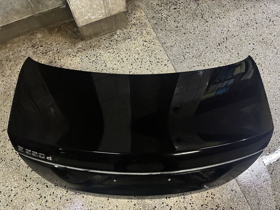 Mercedes W213/Заден капак