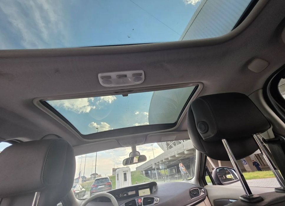 Ocazie ,Vand Renault Scenic 1,5 cdi Euro 6 i 2013, 7 locuri
