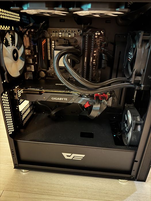 Vand calculator PC gaming RTX 2070