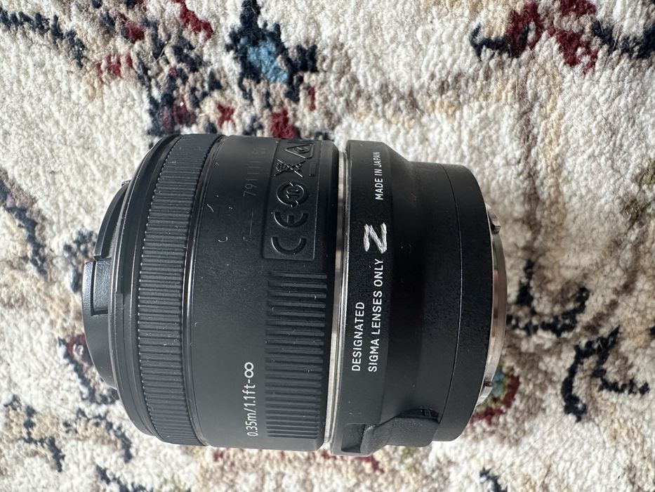 Canon 50 mm  0.35/ 1.1 ft