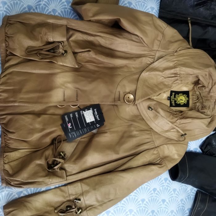 Продам почти даром