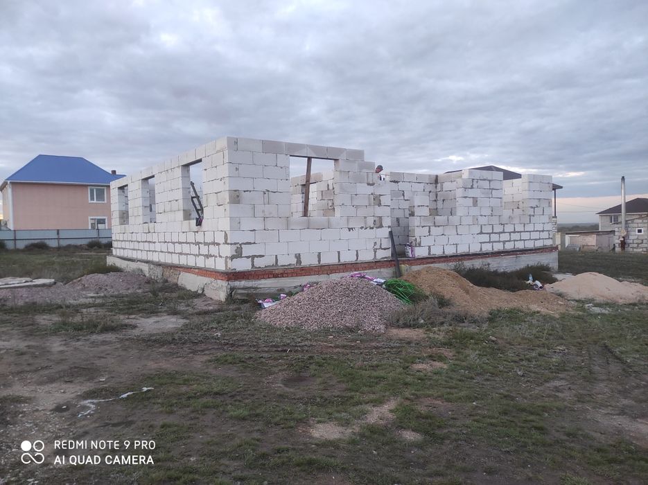 Продам недостроенный дом 12*14