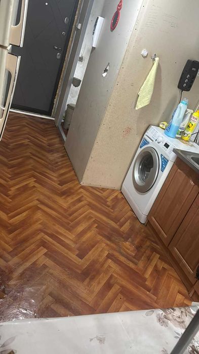 Продаётся дом на участке 10 соток под КХ
