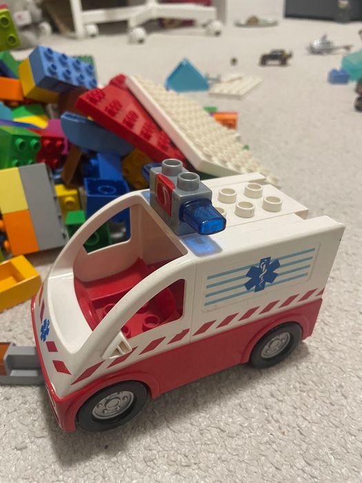 Огромен сет Duplo lego с коли, къщи, животни