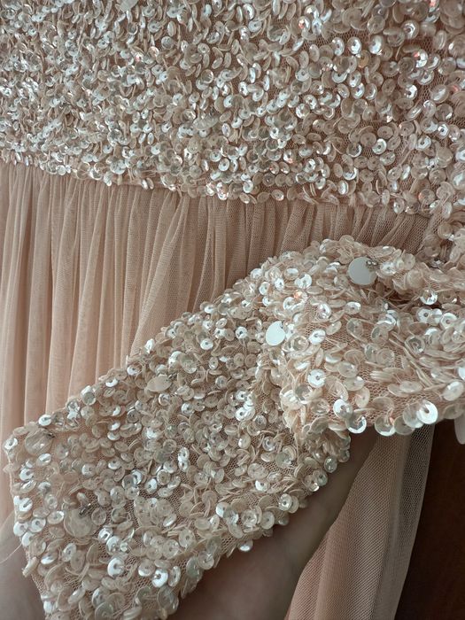 Rochie de ocazie cu paiete roz