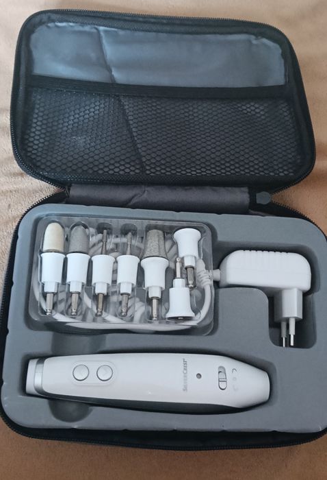 Set aparat pedichiura si manichiura SILVERCREST® SMPS 7 D2(pilă electrică manichiură/pedichiură)