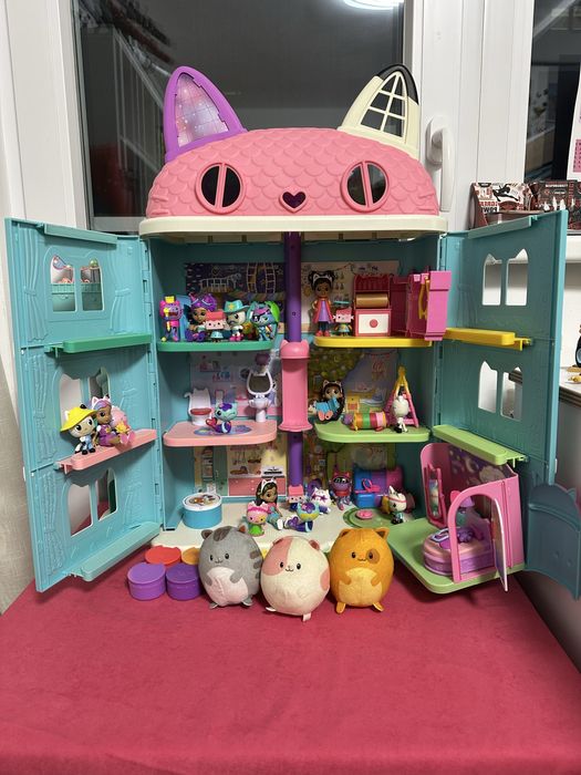 Къщата на Габи Gabby’s Dollhouse