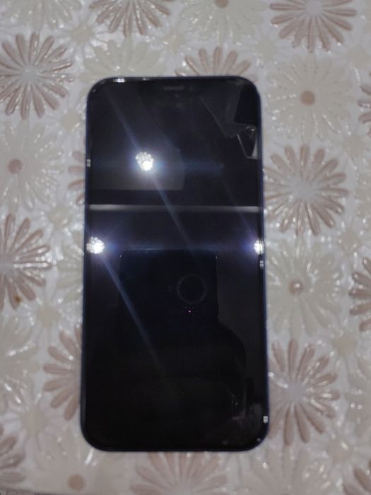 Iphone 12  74% капацитет само БАРТЕР!!!