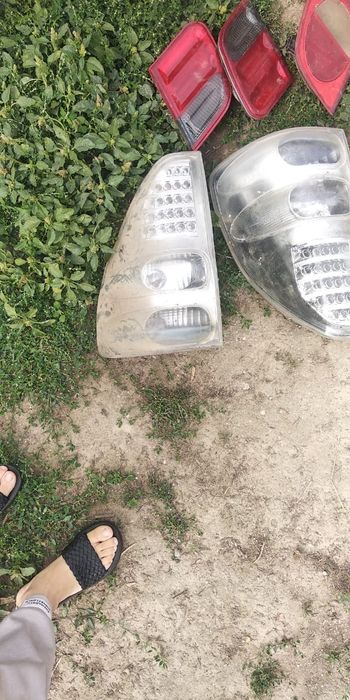 Фары от мерса и прада