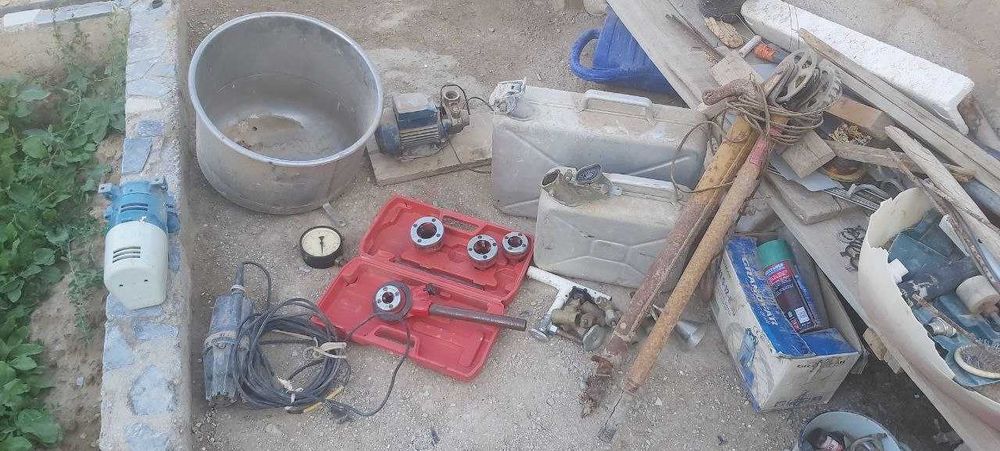 Продается тара из нержавеющей стали и многое другое.