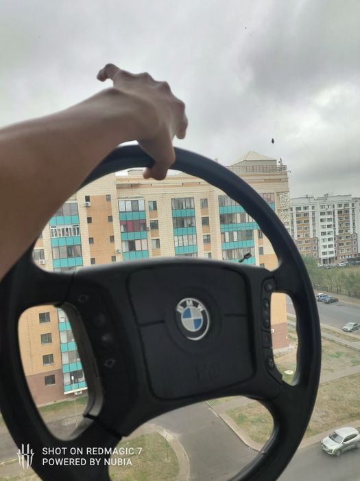 Руль от БМВ е38 продаю
