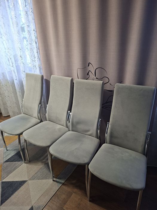 Продам стулья 4 штуки