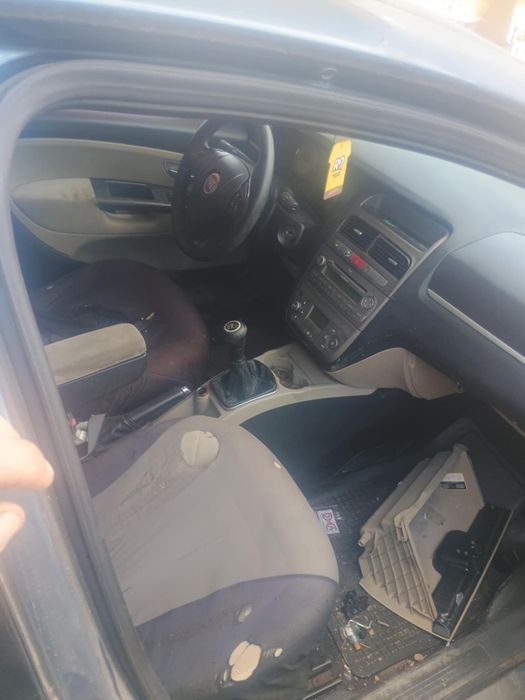 Bara fata spate faruri capota jante oglinda usa haion geam fiat linea