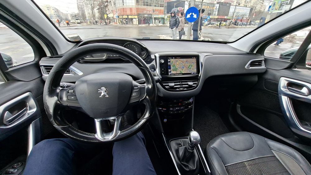 Peugeot 2008 , an 2015