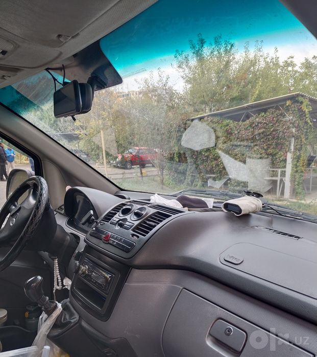 Mercedes benz vito