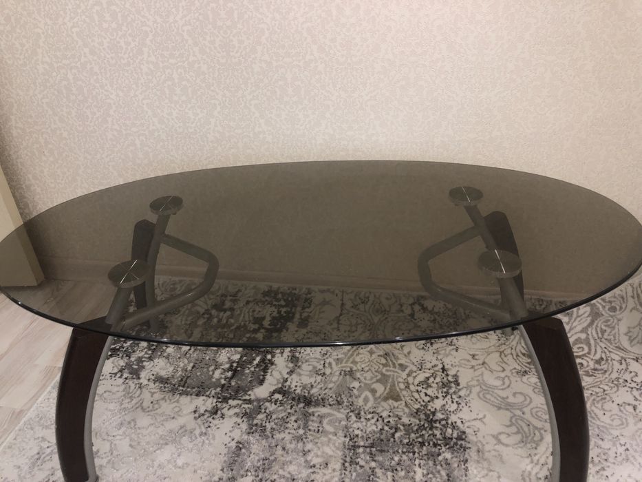 Журнальный столик