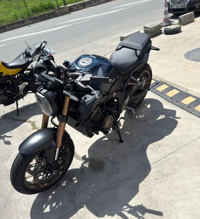 Honda CB650R ABS 2022г. 21 000км.