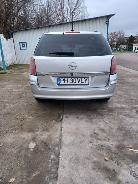 Vând Opel Astra h