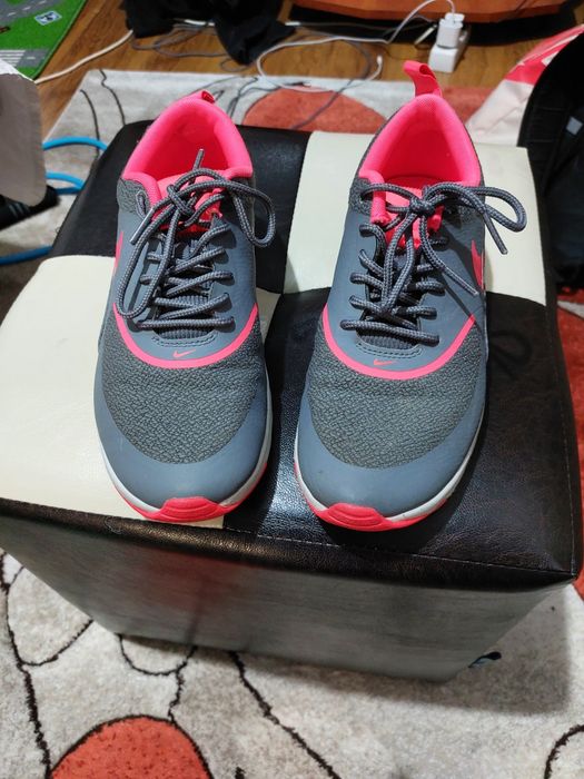 Nike,mărimea 37,stare excelenta