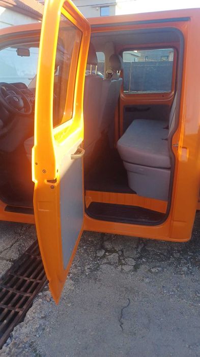 VW T5 1.9 TDi 105 Cp 2008 camioneta 6 Locuri
