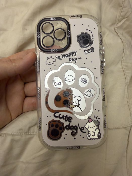 Продам 8 чехлов на iphone 12 pro для девочки